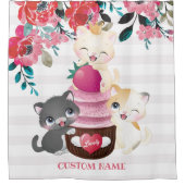 Whimsischer Cartoon Katzen Erdbeere Cupcake Duschvorhang (Vorderseite)