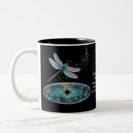 Whimsischer Dragonfly-Zauber Lila Magerstaub Zweifarbige Tasse (Links)