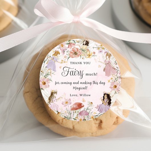 Whimsischer Fairies Geburtstagsblumengarten Wiese Runder Aufkleber