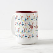 Whimsischer Frühlingskunst Zweifarbige Tasse (Vorderseite Links)