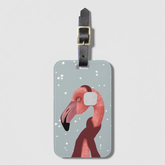 Whimsischer, gemütlicher Winter Flamingo mit Scarf Gepäckanhänger (Vorderseite Vertikal)
