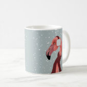 Whimsischer, gemütlicher Winter Flamingo mit Scarf Kaffeetasse (VorderseiteRechts)