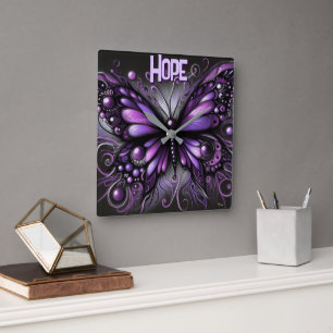 Whimsischer gotischer Schmetterling Lila Personali Quadratische Wanduhr
