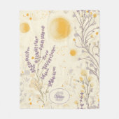 Whimsischer Lavendel und gelbes Blumenmuster Fleecedecke (Vorderseite)