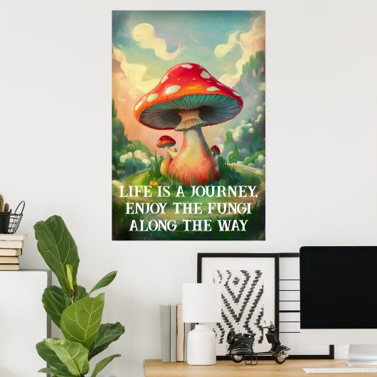 Whimsischer Pilz mit traumhafter Landschaft Poster (Heimbüro)
