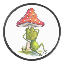 Whimsischer Schlaffrosch unter einem Pilz Eishockey Puck