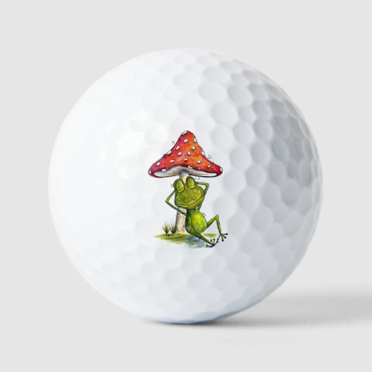 Whimsischer Schlaffrosch unter einem Pilz Golfball (Vorderseite)