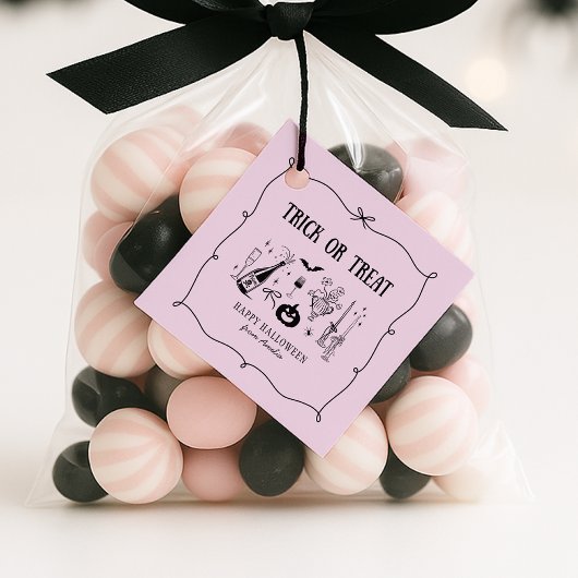 Whimsischer Trick oder Leckerbissen , rosa Hallowe Geschenkanhänger