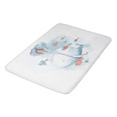 Whimsischer Wal und Fische Badematte (Schrägansicht)