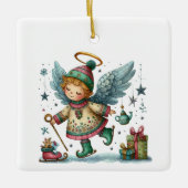 Whimsischer Weihnachtsengel auf Eiswürfel-Skaten Keramikornament (Vorderseite)