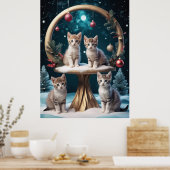 Whimsischer Weihnachtskittens auf Gold Stand Poster (Küche)