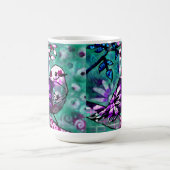 Whimsisches Abstraktes Vogelfloral Aquamarin Lila Kaffeetasse (Mittel)