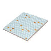 Whimsisches Blau Zickzack mit Goldfisch Fliese (Seite)
