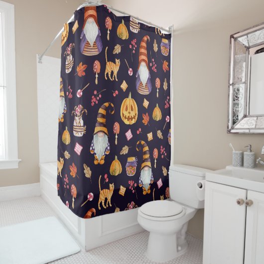 Whimsisches Halloween: Gnomes & Pumpkins Duschvorhang (Beispiel)