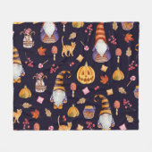 Whimsisches Halloween: Gnomes & Pumpkins Fleecedecke (Vorderseite (Horizontal))
