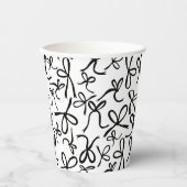 Whimsisches Niedliches B&W Bows Muster Brautparty Pappbecher (Vorderseite)
