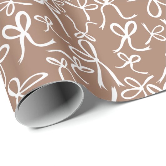 Whimsisches Niedliches White Choco Bows Muster Han Geschenkpapier (Rolleneckpunkt)