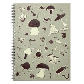 Whimsisches Pilz- und Waldkreaturen-Notebook Notizblock