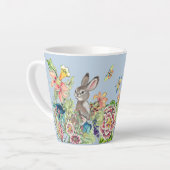 Whimsisches Rabbit Blue Chinoiserie Blumenstrauß Milchtasse (Linke Ecke)