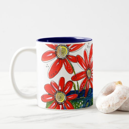 Whimsisches Rotes Blume Zweifarbige Tasse (Mit Donut)