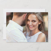 Whimsisches Script Black Full Foto Einladung (Rückseite)