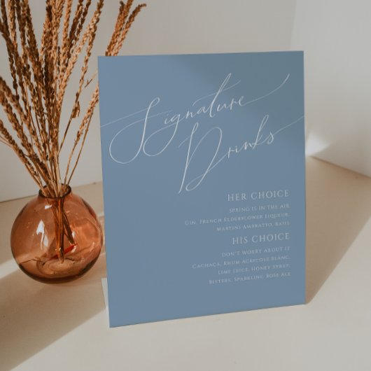 Whimsisches Skript | Dusty Blue Signature Drinks Sockelschild