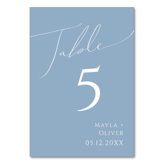 Whimsisches Skript | Dusty Blue Tischnummer (Vorderseite)