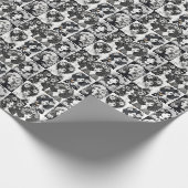 Whimsistische Frauen in Schwarz und Weiß Geschenkpapier (Ecke)