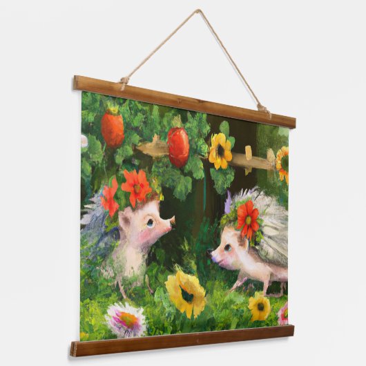 Whimsistische Igel in einem englischen Garten Wandteppich Mit Holzrahmen (Gewinkelt)