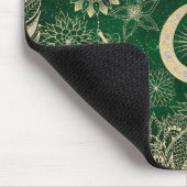 Whimsy Gold & Green Dreamcatcher Feathers Mandala Mousepad (Ecke)