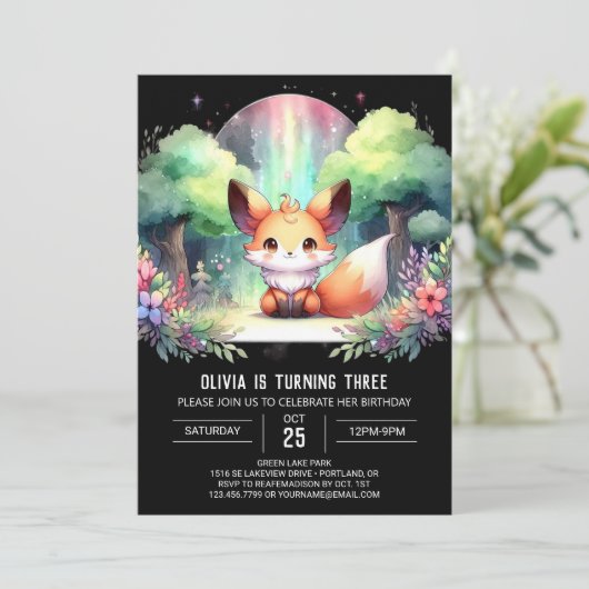 Whimsy Nature Fox Geburtstag digital Einladung (Stehend Vorderseite)