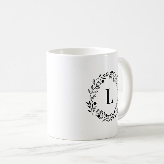 Whimsy Wreath Monogramm Kaffeetasse (VorderseiteRechts)