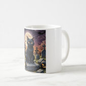 Whiskers of the Witching Hour - Black Cat Kaffeetasse (VorderseiteRechts)