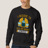 Whiskey Rum Alcohol Cocktail Drunk Alcoholic Damp  Sweatshirt (Vorderseite)