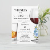 Whiskey und Wein bevor ich Polterabend blau Einladung (Stehend Vorderseite)