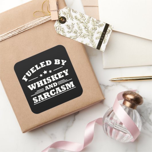 Whiskey zitiert lustige Alkoholkonsum Redewendunge Quadratischer Aufkleber (Schenken)