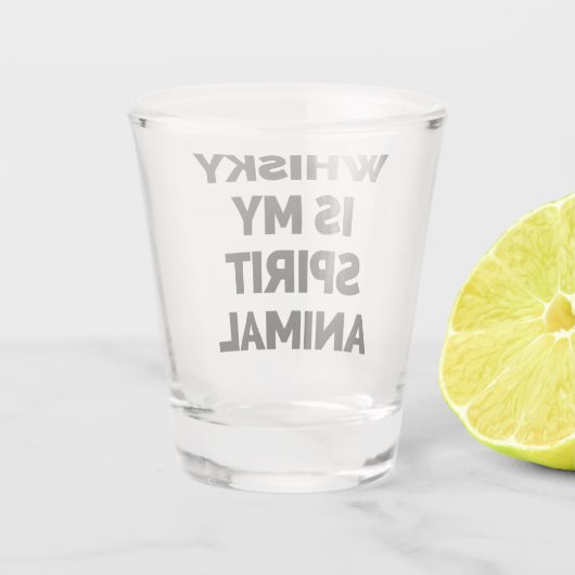 Whisky Spirit Animal Funny Zitat Schnapsglas (Rückseite)
