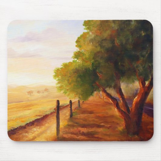 Whiskyhügel am Sonnenaufgang Mousepad (Vorne)