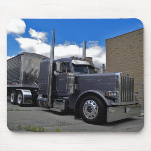 Whislers Peterbilt 379 Mousepad