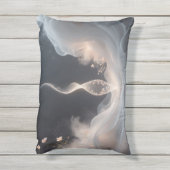 Whisper of Goddess Echo Kissen Für Draußen (Rückseite(Vertikal))