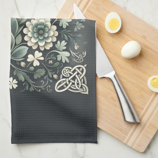 Whispered Clover Knotwork Garden Geschirrtuch (Viertel Falte)