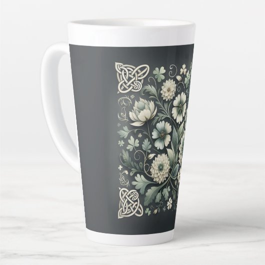 Whispered Clover Knotwork Garden Milchtasse (Linke Ecke)