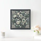 Whispered Clover Knotwork Garden Quadratische Wanduhr (Zuhause)