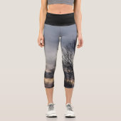 Whispers of Winter  Capri Leggings (Vorderseite)