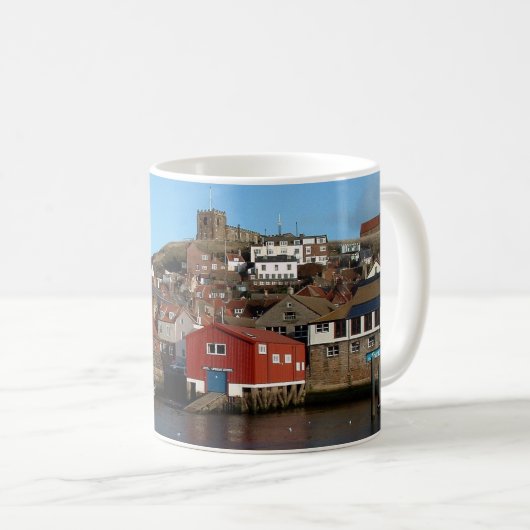 Whitby mit altem Rettungsboothaus Kaffeetasse (VorderseiteRechts)