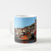 Whitby mit altem Rettungsboothaus Kaffeetasse (Vorderseite Links)