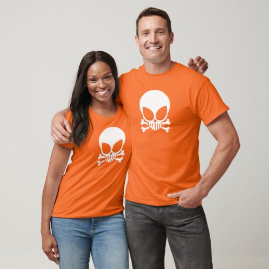 White Alien Skull Dark T - Shirt (Unisex)