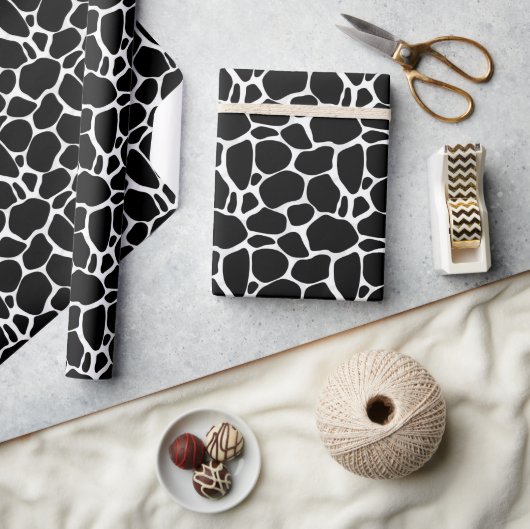White And Black Abstract Leopard Pattern Geschenkpapier (Kunsthandwerk)