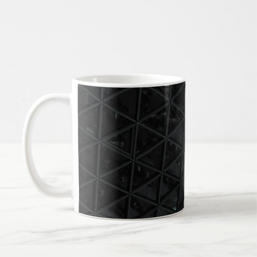 White and black floral textile kaffeetasse (Links)