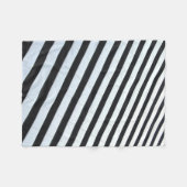 White and black striped illustration fleecedecke (Vorderseite (Horizontal))